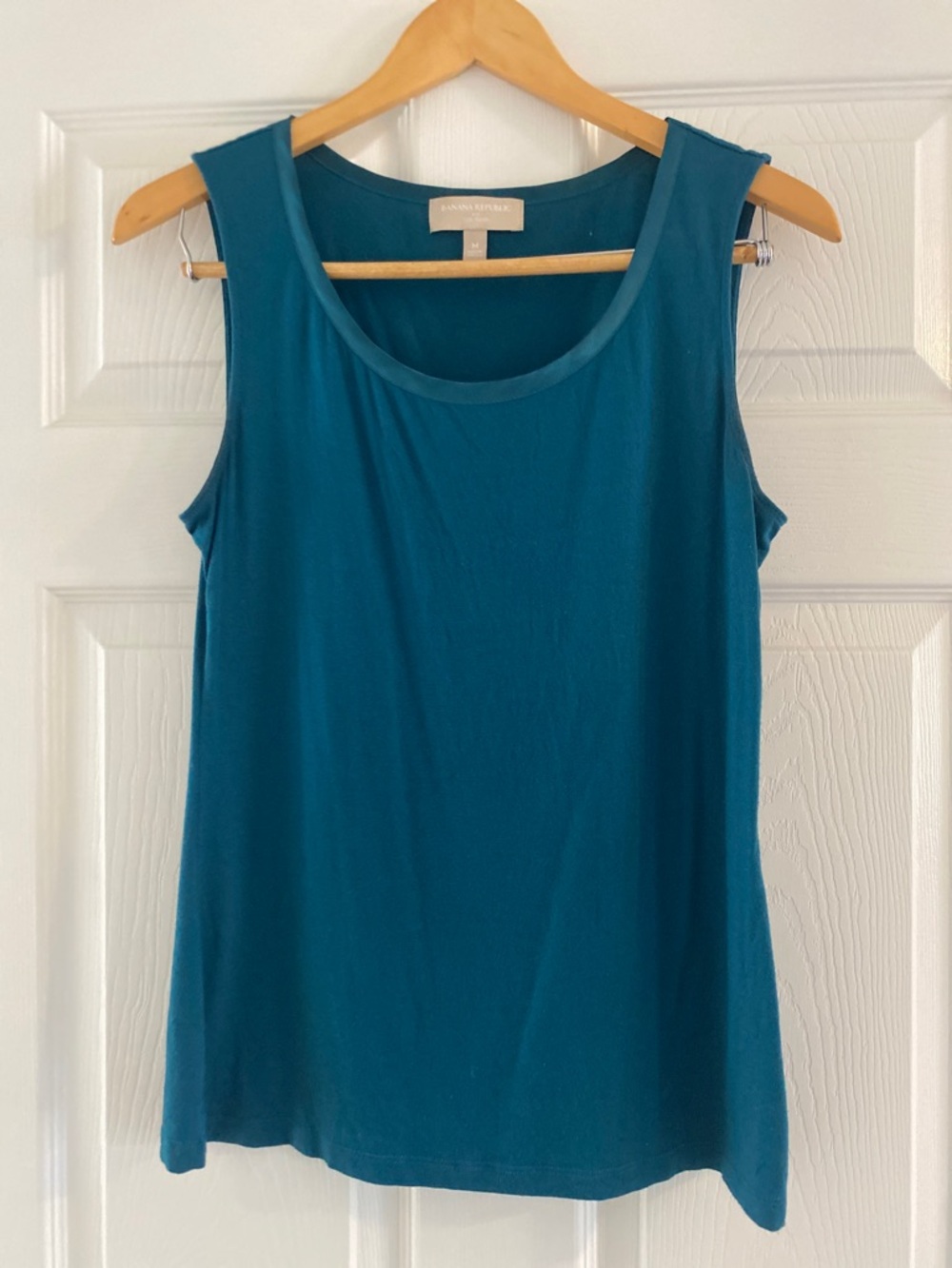 Banana Republic Teal Sleeveless Scoop Neck Tank Top